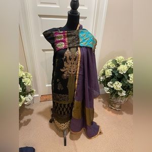 3 piece sana safinaz suit in excellent condition